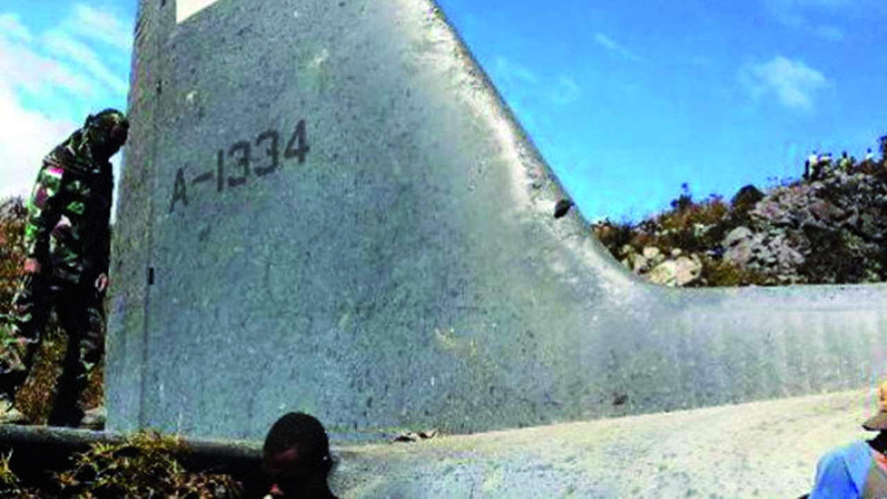 Pesawat hercules milik TNI AU ditemukan jatuh di Gunung Lisuwa Distrik Minimo Kabupaten Jayawijaya, Papua (Foto: ist) 